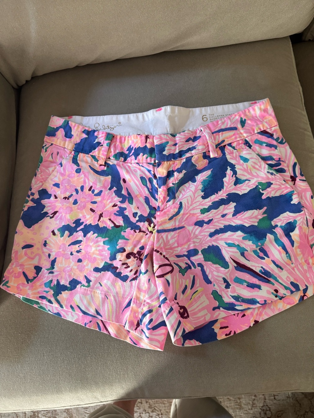 Lilly Pulitzer shorts Callahan sz 6